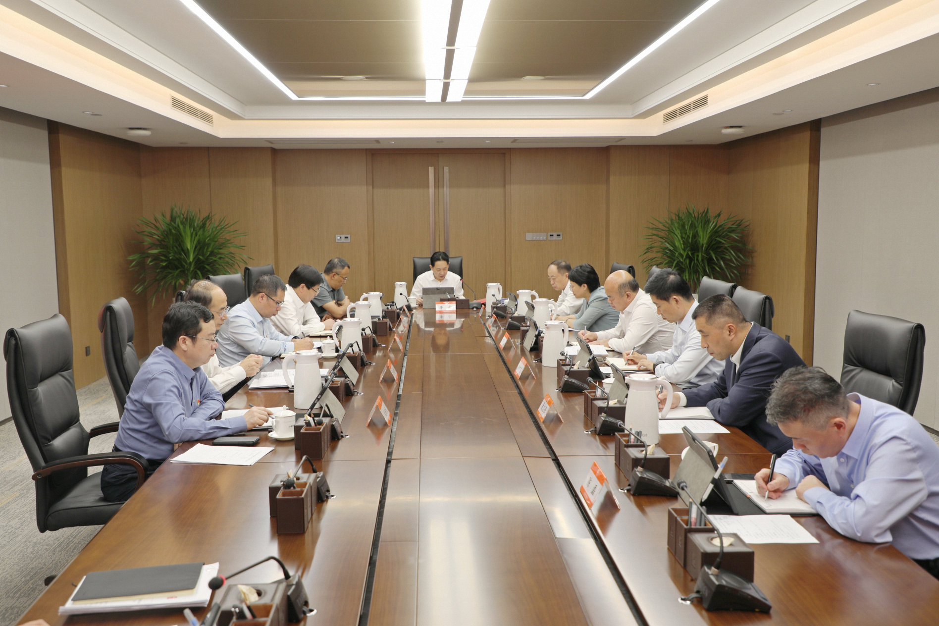 ylzzcom永利总站线路检测召开党委常委会会议暨党的建设领导小组会议